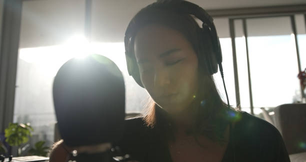 istock Music brings the sunshine into a home 1287719370