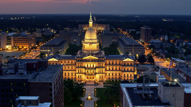 istock Michigan State Capitol at Twilight 1287743558