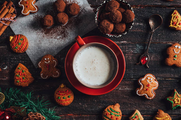 istock Cinnamon Hot Milk and Ginger Cookies 1288038275