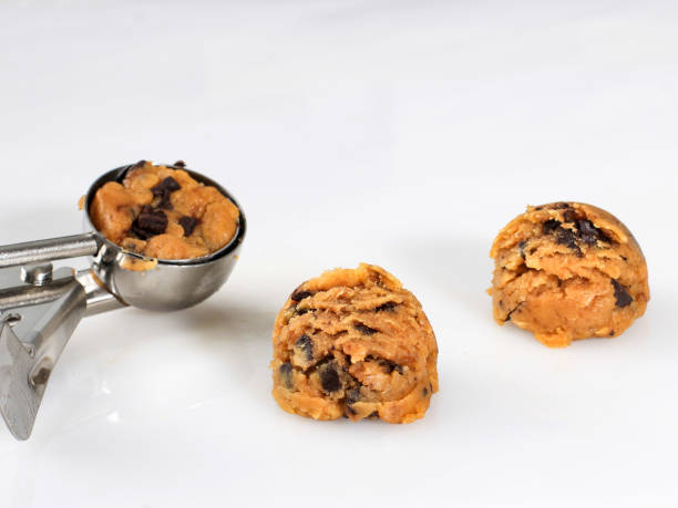 schokoladen-chips cookies - cookie sugar oatmeal isolated stock-fotos und bilder