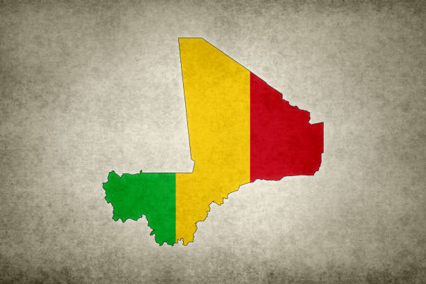 istock Grunge map of Mali with its flag printed within 1288064544