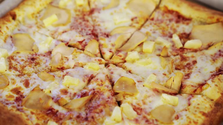 Pizza Cuadrada - Banco de vídeos libres de derechos - iStock Pizza Cuadrada - Banco de vídeos libres de derechos - iStock