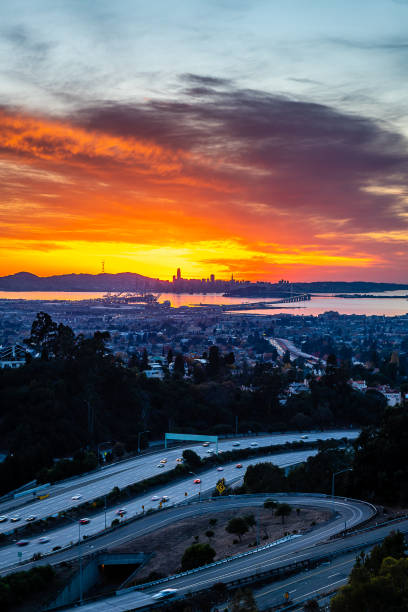 istock San Francisco Skyline at Dusk from the Oakland Hills 1288180985