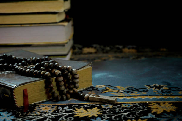 istock Quran and Prayer Beads 1288209093