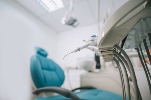 歯科医院 - dentist office dentists chair chair nobody ストックフォトと画像