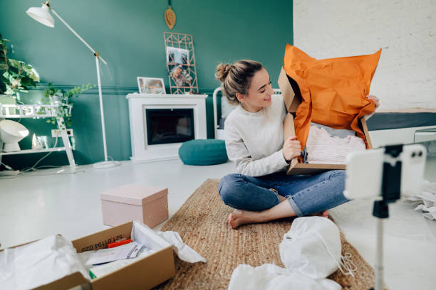 istock Online shopping unboxing haul 1288318988