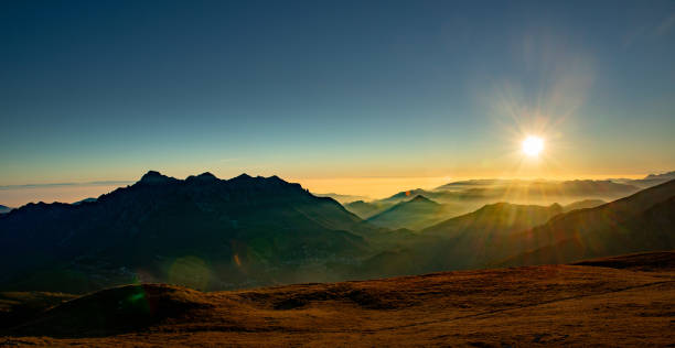 istock mountains with fog 1288326227