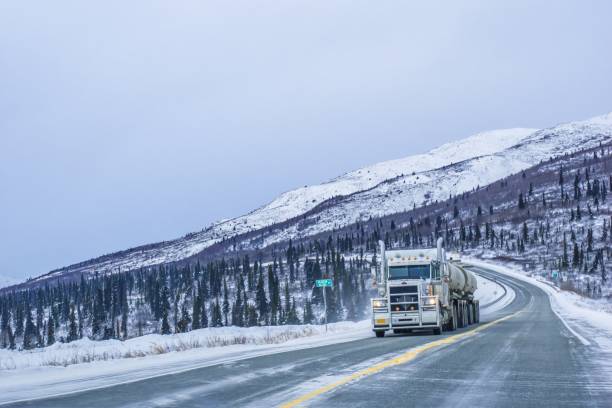 istock Trucking in Alaska 1288351417