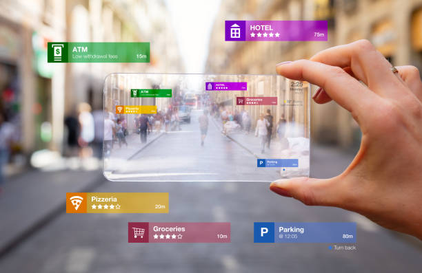 konzept der augmented-reality-technologie, die auf futuristischem tech-gadget verwendet wird - augmented-reality stock-fotos und bilder