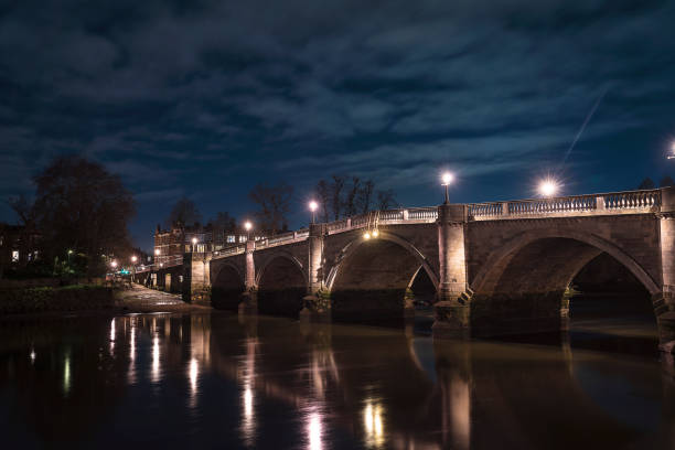 istock Richmond River Thames Bridge in the night 1288401741