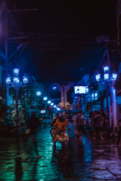 noite na cidade velha - night in the city - fotografias e filmes do acervo