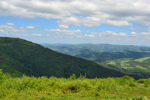 istock view of the Carpathian mountains 1288443054