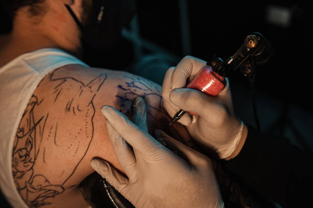 istock Tattooing is hard work but i love it 1288463540