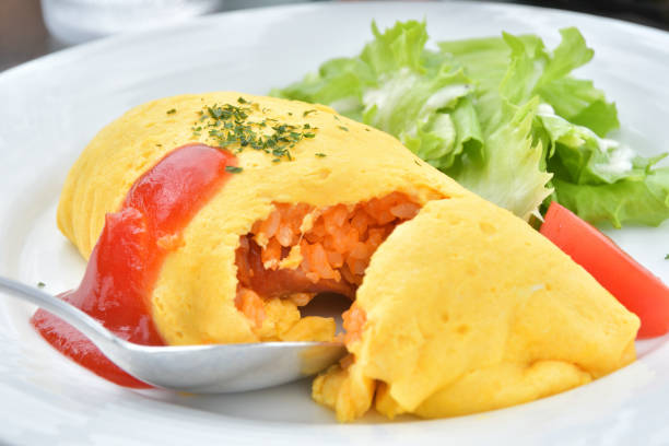 Omelet rice that looks delicious