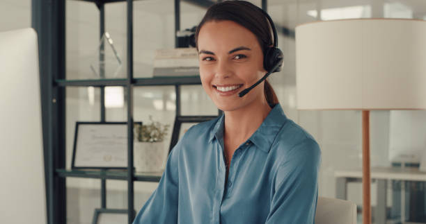 istock Give me a call when you need 1288553426