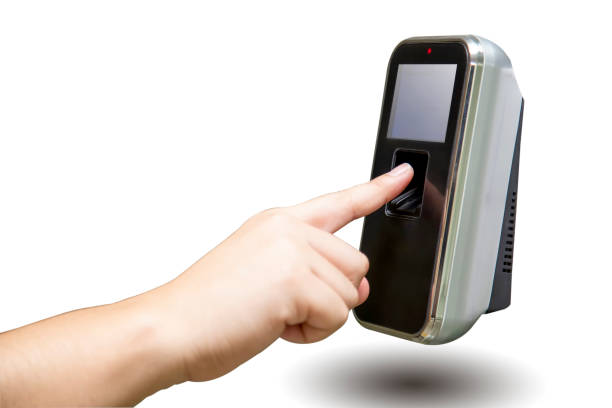 The hand are scanning on fingerprint machine for enter digital security door system in the office building at Bangkok ,Thailand. Finger Scanning for work isolate on white background with clipping path. la mano está escaneando en la máquina de huellas dactilares para entrar en el sistema de puerta de seguridad digital en el edificio de oficinas en bangkok, tailandia. escaneado de dedos para el trabajo aislado sobre fondo blanco con trazado de recorte.