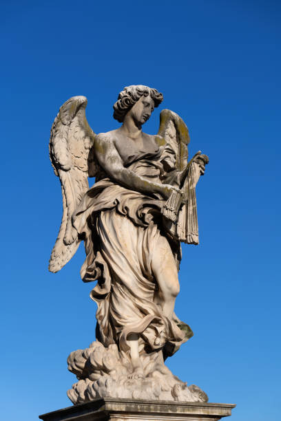 istock Angel With The Whips Statue 1288605738