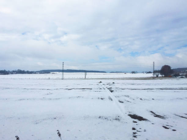 zimowy krajobraz w czechach - czech republic ski winter skiing zdjęcia i obrazy z banku zdjęć