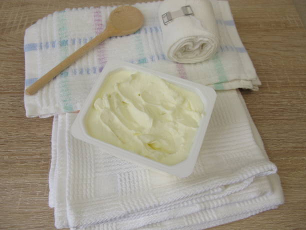 istock Household remedy quark compress, quark wrap 1288618033