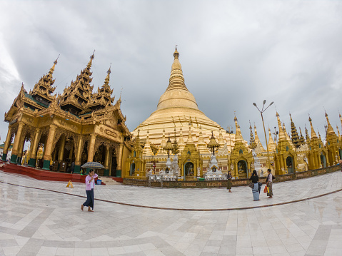 11/08/2019 Sule pagoda, Yangon, Myanmar\nGolden pagoda in Yangon, Myanmar