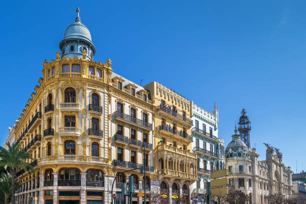 istock Plaza Ayuntamiento, Valencia, Spain 1288673879