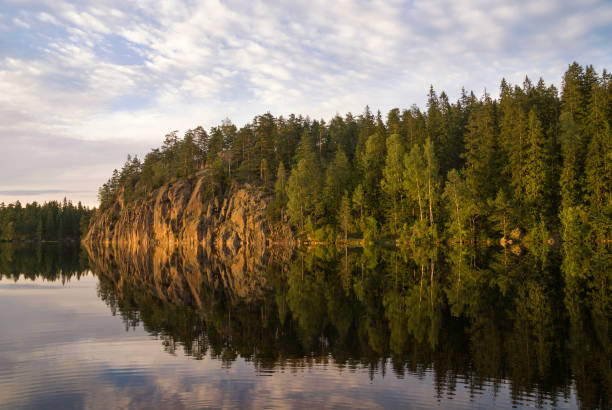 sjön falkesjon nära annaboda - örebro bildbanksfoton och bilder