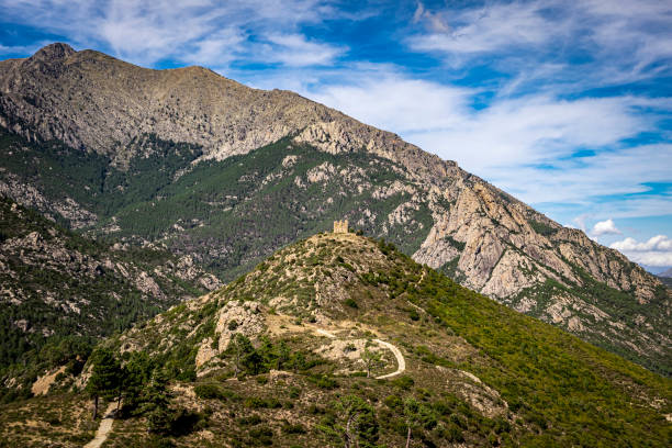 Ruin of Fortin de Pasciola and the peaks of Punta dell’Oriente and Monte d’Oru, Vivario, Corsica, France Ruin of Fortin de Pasciola and the peaks of Punta dell’Oriente and Monte d’Oru, Vivario, Corsica, France vivario photos stock pictures, royalty-free photos & images