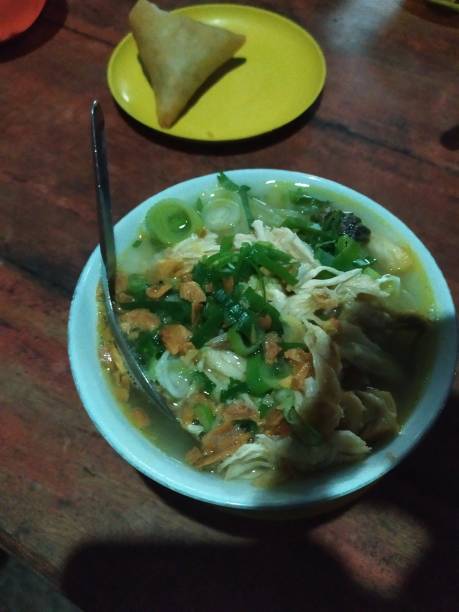 istock A Bowl of Soto 1288745087