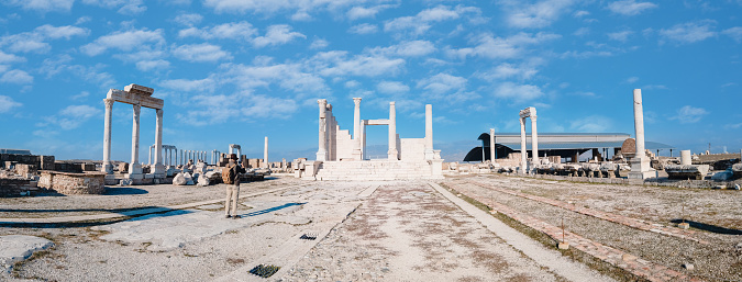 His name in Assyrian texts of the 20th century BC was Kanesh. Located in Kayseri, this place is known as the world's first shopping center.