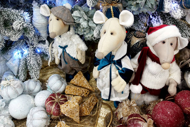 istock Toys fabric mice under the Christmas tree. 1288780476