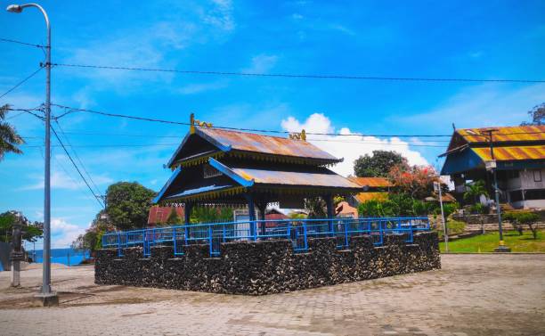 istock Buton king's inauguration altar 1288792614