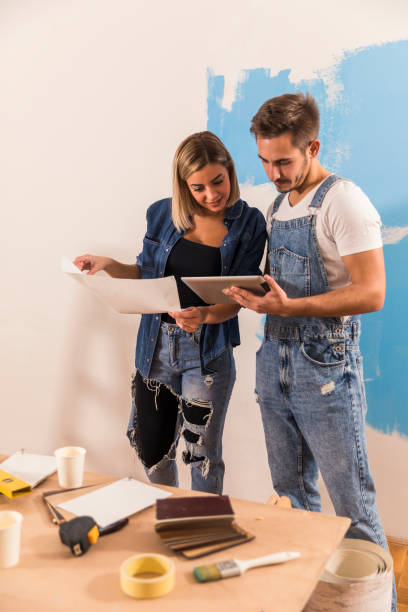 istock Making plans and looking at inspiration online 1288798863