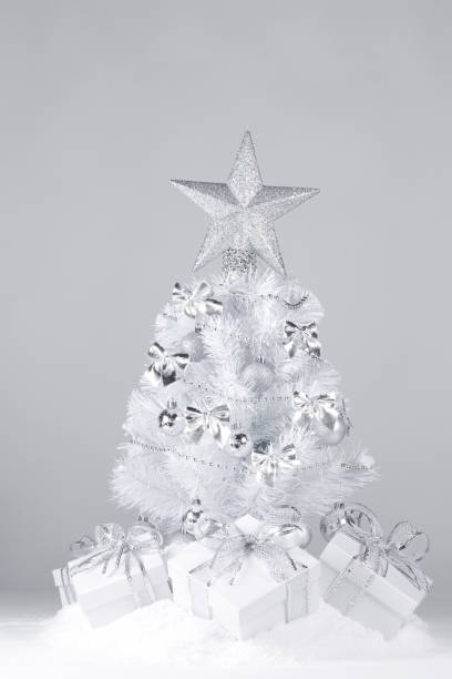 istock Christmas tree and gifts 1288838555