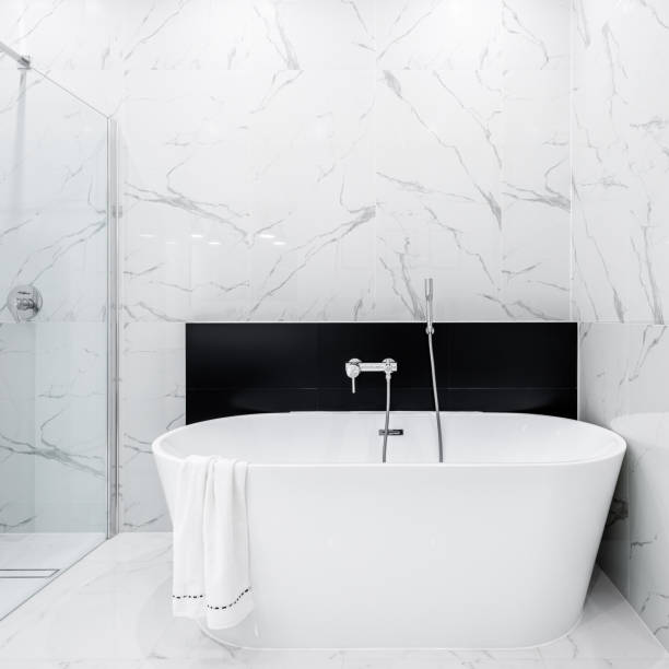 istock Luxury freestanding bathtub 1288851172