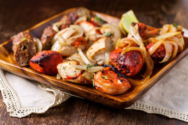indian tandoori platter - shrimp tandoori indian culture appetizer fotografías e imágenes de stock