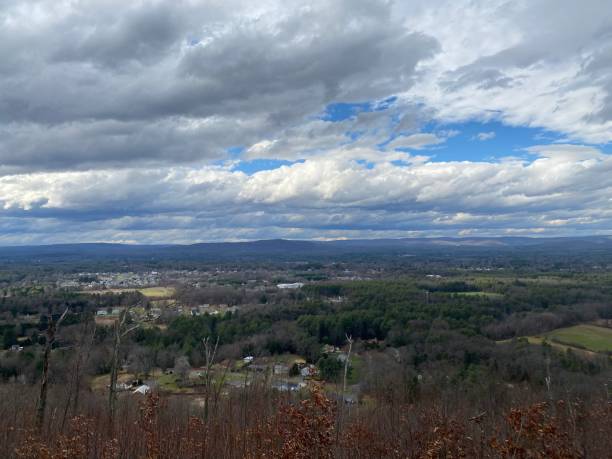 istock Mount Tom in Holyoke Massachusetts 1288894485