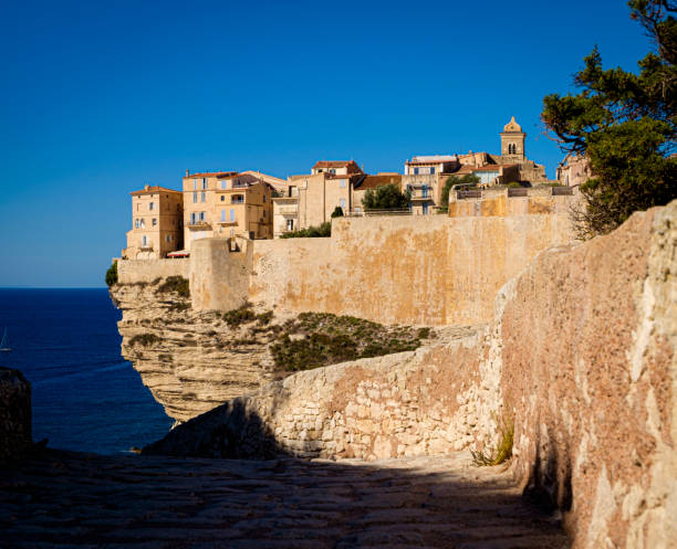istock Old Town of bonifacio, dramatically siutated atop an eroding limestone promontory. Corsica, France. 1288895553