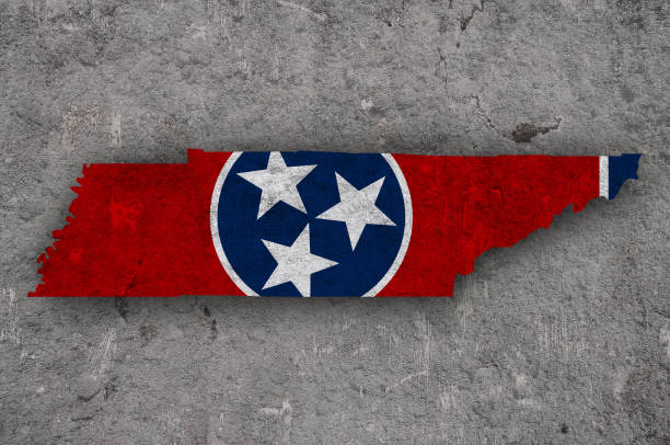 istock Map and flag of Tennessee on weathered concrete 1289027474