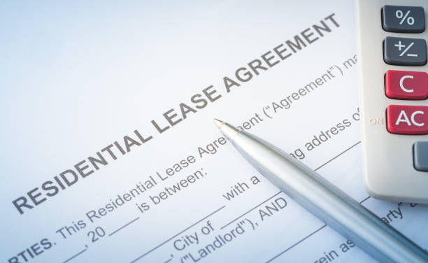 istock Residential Lease Agreement 1289029017