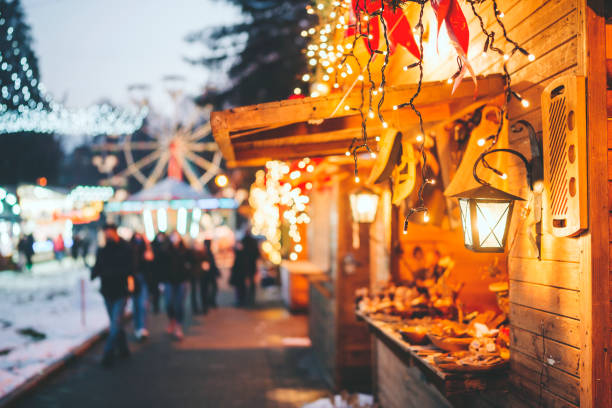 istock Christmas Market in  the evening 1289043891