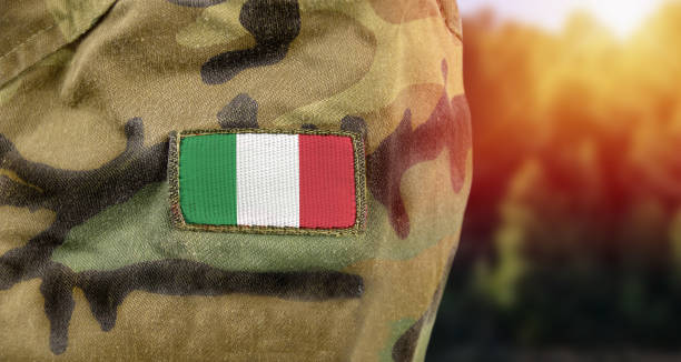 istock Italian soldier 1289077186