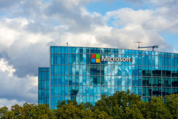 French headquarters of Microsoft, Issy-les-Moulineaux, France ISSY LES MOULINEAUX, FRANCE - OCTOBER 9, 2020: French headquarters of Microsoft, American multinational company which develops, manufactures, licenses and sells computer software and electronics microsoft stock pictures, royalty-free photos & images