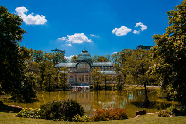 istock Crystal Palace in Retiro Park in Madrid 1289083504