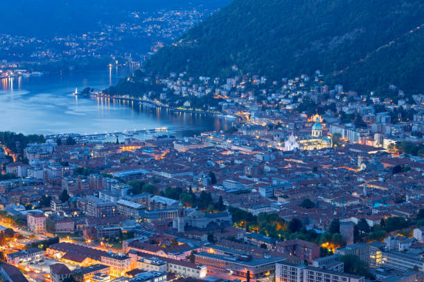 istock Como - The city with the Cathedral and lake Como. 1289093721