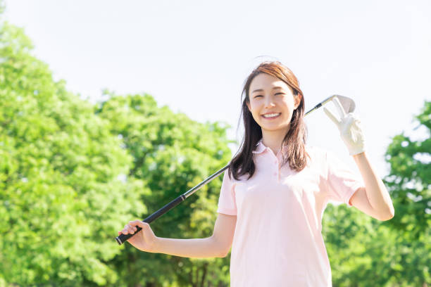 istock asian woman who golfs 1289105844