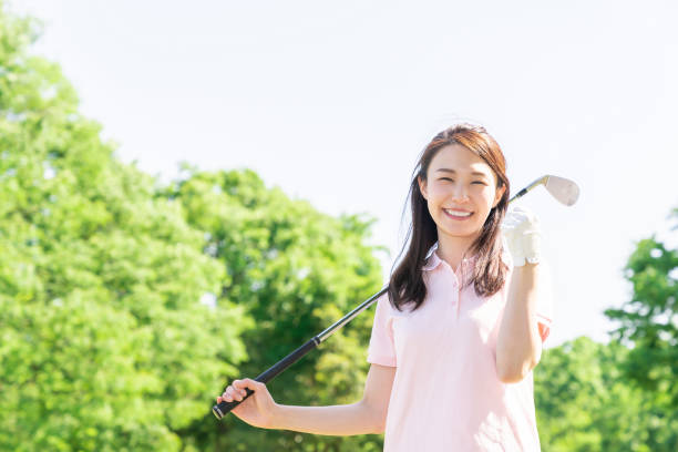 istock asian woman who golfs 1289105953