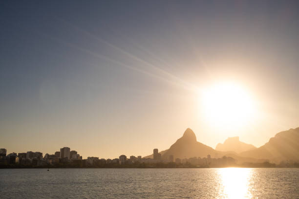 istock Sunset at Rodrigo de Freitas Lagoon 1289121500