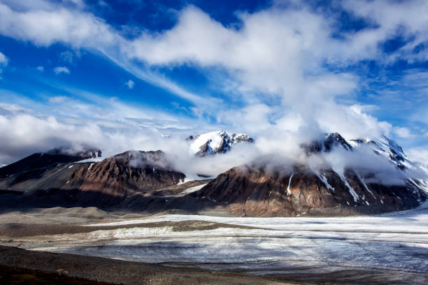 istock Altai Tavan Bogd National Park 1289129866