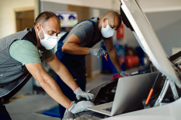 Automotive Masks 1,100+ Car Mechanic Mask Stock Photos, Pictures & Royalty-Free Images ...