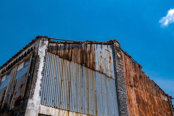istock Corrugated Iron Hut, Hong Kong 1289162887